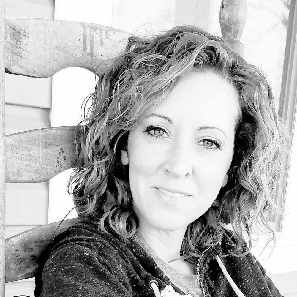 Meet your Posher, Monica